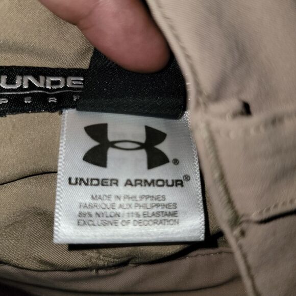 Under Armour Performance khaki golf shorts size 36 - Picture 6 of 6
